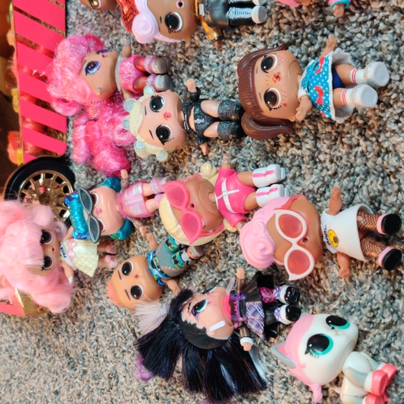 Big lot of LOL SURPRISE DOLLS/CAR - Picture 3 of 5
